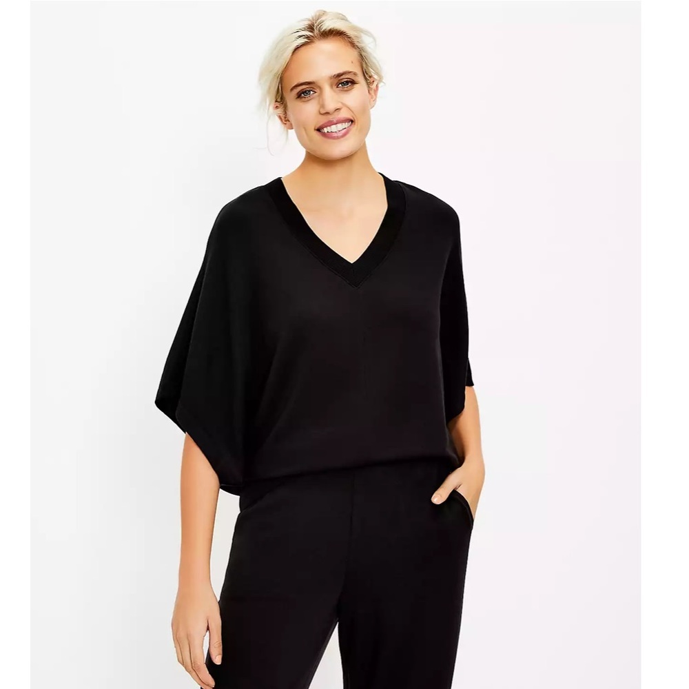 LOFT Lou & Grey Signature Softblend V-Neck Poncho Black Size L EUC